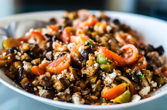 Insalata Mediterranea Di Farro E Ceci Mangio Quindi Sono