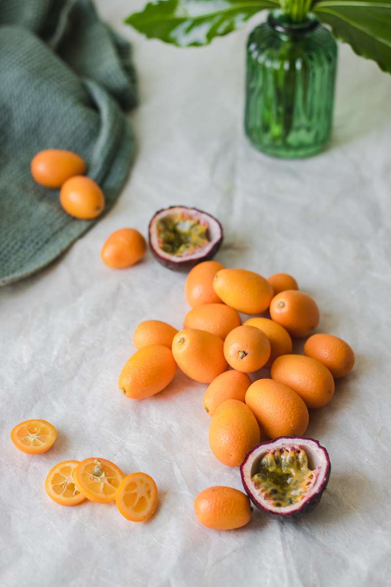 Aspettando la panna cotta: kumquat, fiori e frutto della passione