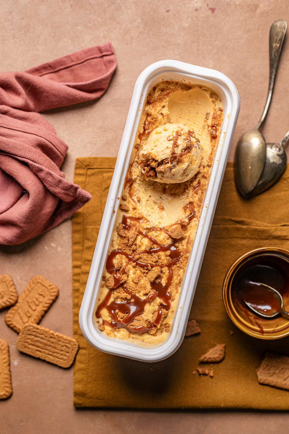 gelato al miso e caramello